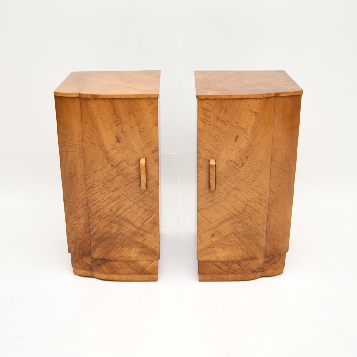 Pair of Art Deco Burr Walnut Bedside Cabinets